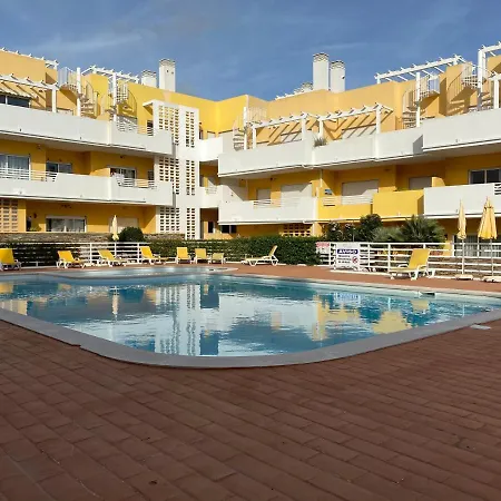 T2 Com Piscina Em Conceição E De * Tavira