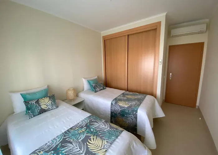 T2 Com Piscina Em Conceicao E De Appartamento Tavira