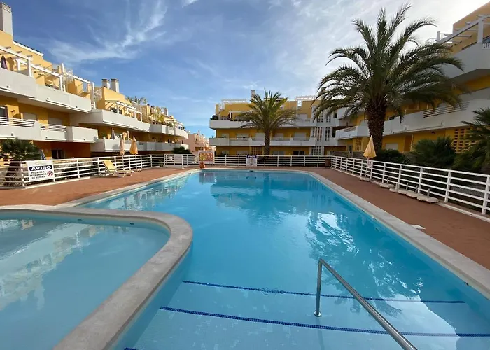 T2 Com Piscina Em Conceição E De Tavira