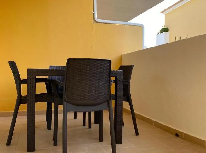 Appartamento T2 Com Piscina Em Conceicao E De